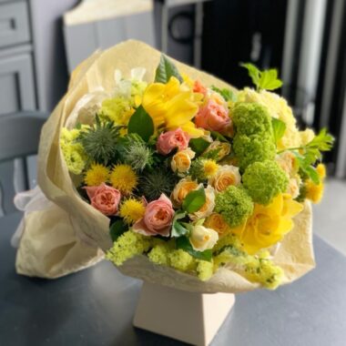 花束お任せ11,000円(店頭受取・配達可能)